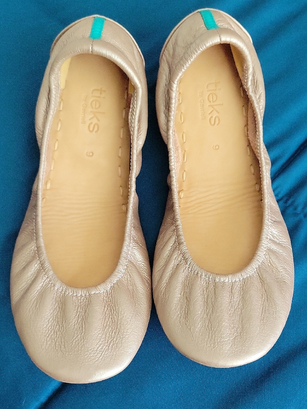 Tieks -Metallic Champagne Leather Ballet Flats SZ 9 NWOT